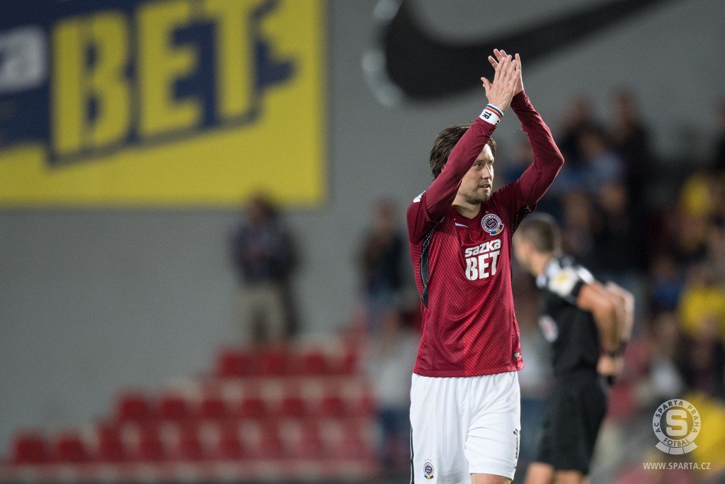 ACSparta_CZ's tweet photo. Tomáš Rosický dnes slaví 37. narozeniny! Přejeme vše nejlepší 💙💛❤️ https://t.co/3PWDcpgng7
