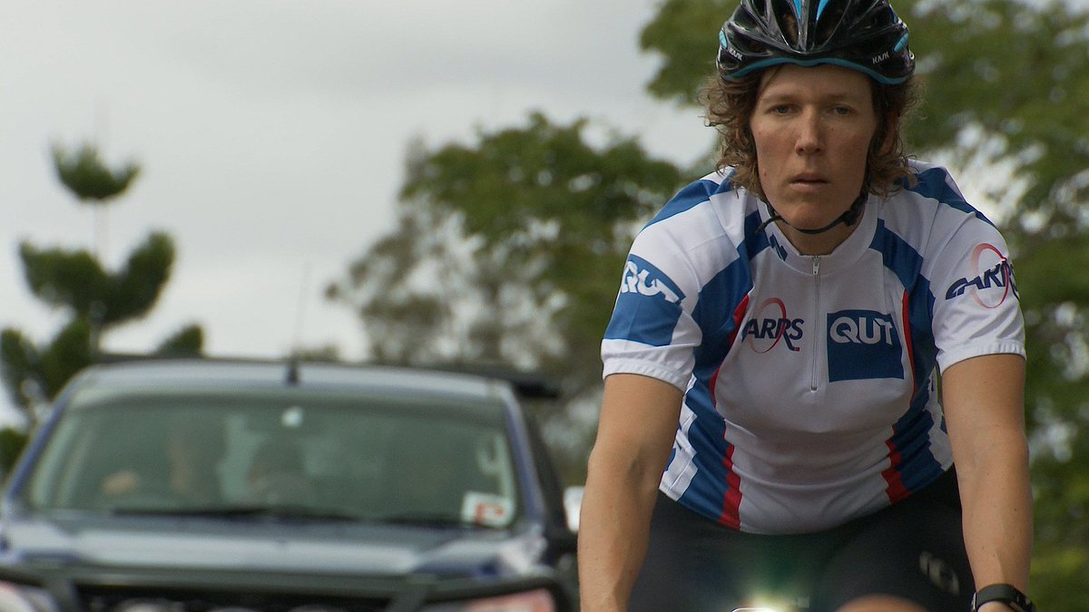Desperately seeking #QLD #drivers! Tell us how well can you judge the distance when passing a #cyclist bit.ly/2waQ3Va #roadsafety
