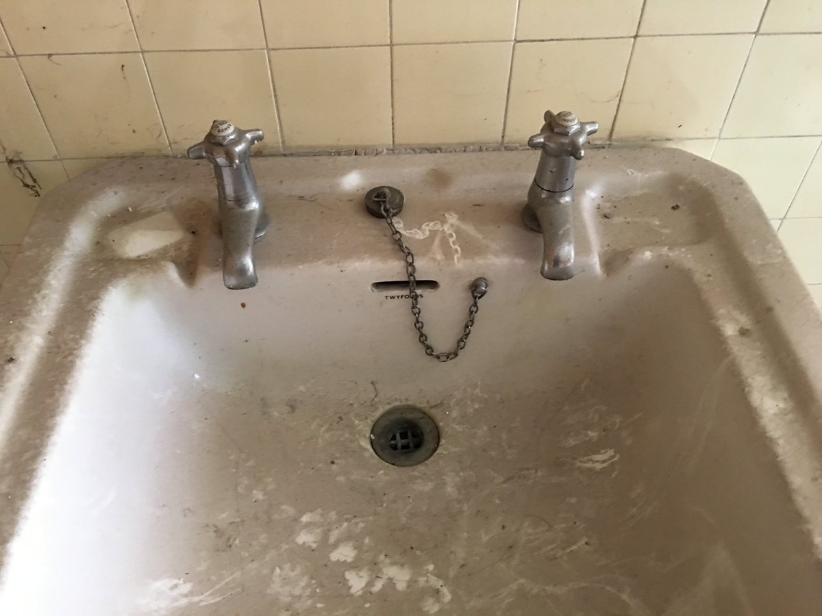 RosecleaningLtd's tweet photo. Cleaning in progress at an Old Georgian house.... sharing some pics before the clean... results will follow.. https://t.co/FsSgyVkMxr