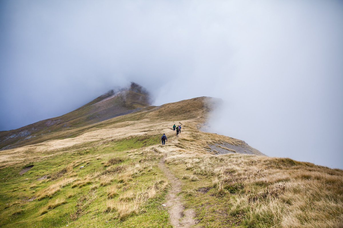 BlerBytyci's tweet photo. Mrekullia e malit Korab, mali me i larte ne Shqiperi.
#albania #korab #hiking #teamexploring @ediramaal @KosovoinUS #explorealbania https://t.co/q3WMRuAICP