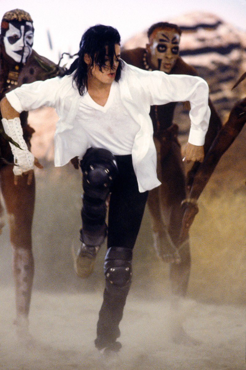 MICHAEL JACKSON tweet media