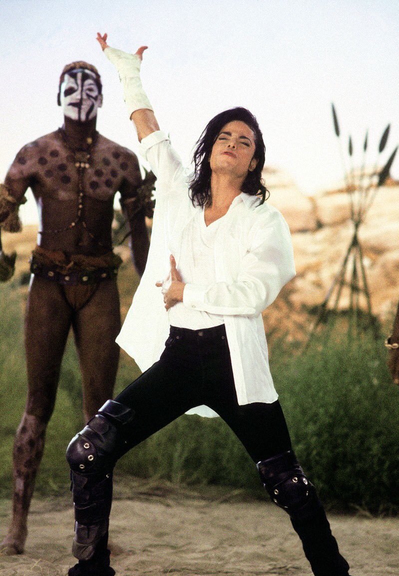 MICHAEL JACKSON tweet media
