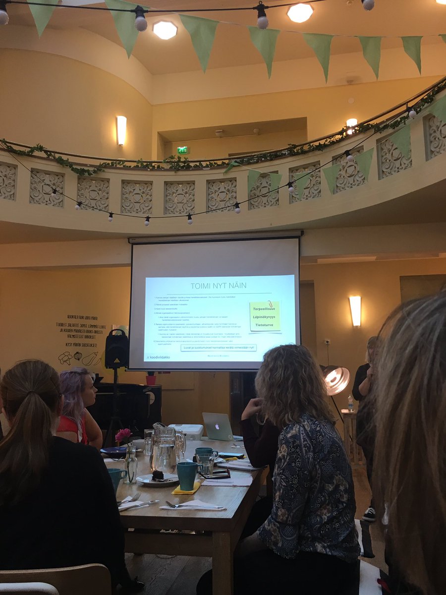 SusannaFlink's tweet photo. #GDPR haltuun. #tietosuoja #markkinointi #koodiviidakko https://t.co/vnuplOMuvp