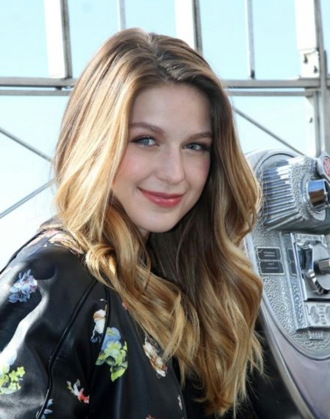   Happy Birthday To Melissa Benoist!!     
