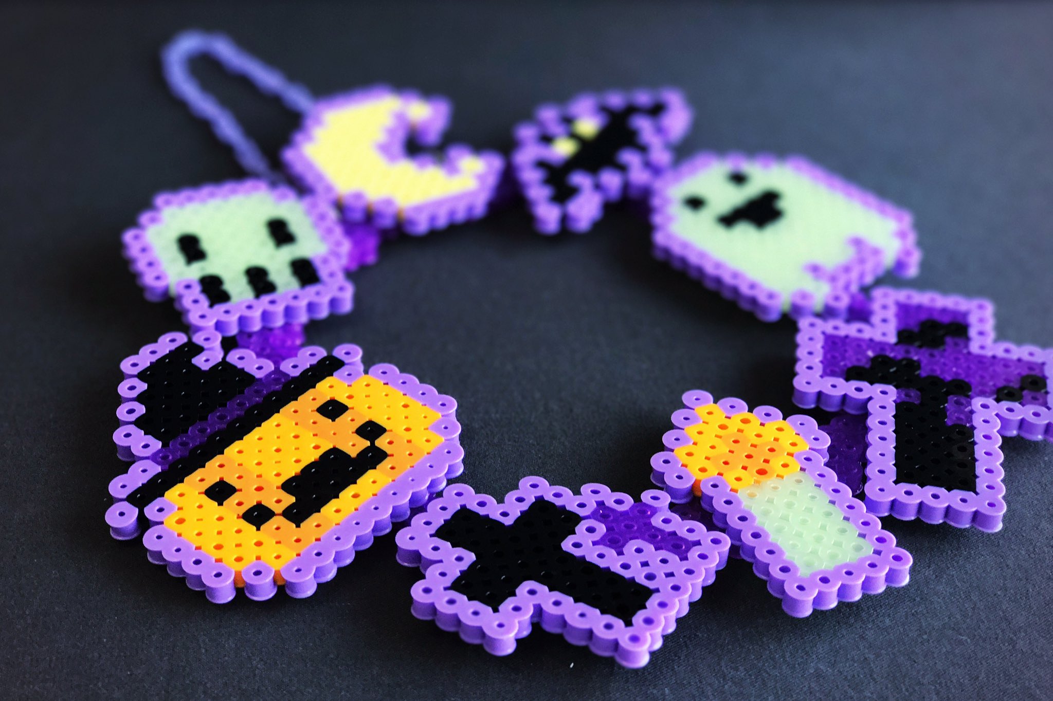 ヌン アイロンビーズ ハロウィンを アイロンビーズで作ろう ガーランド リース スタンドetc の作り方動画 T Co 0gt7xrwdcm アイロンビーズ ハロウィン T Co A3i8gjirtr Twitter