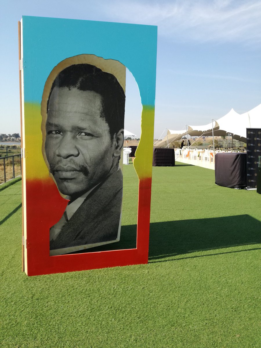 TamboFoundation's tweet photo. Giant Oliver Tambo book by Make It Happen, various young artists. #Tambo100 #TamboCoinLaunch https://t.co/OhQ39ZtQDq