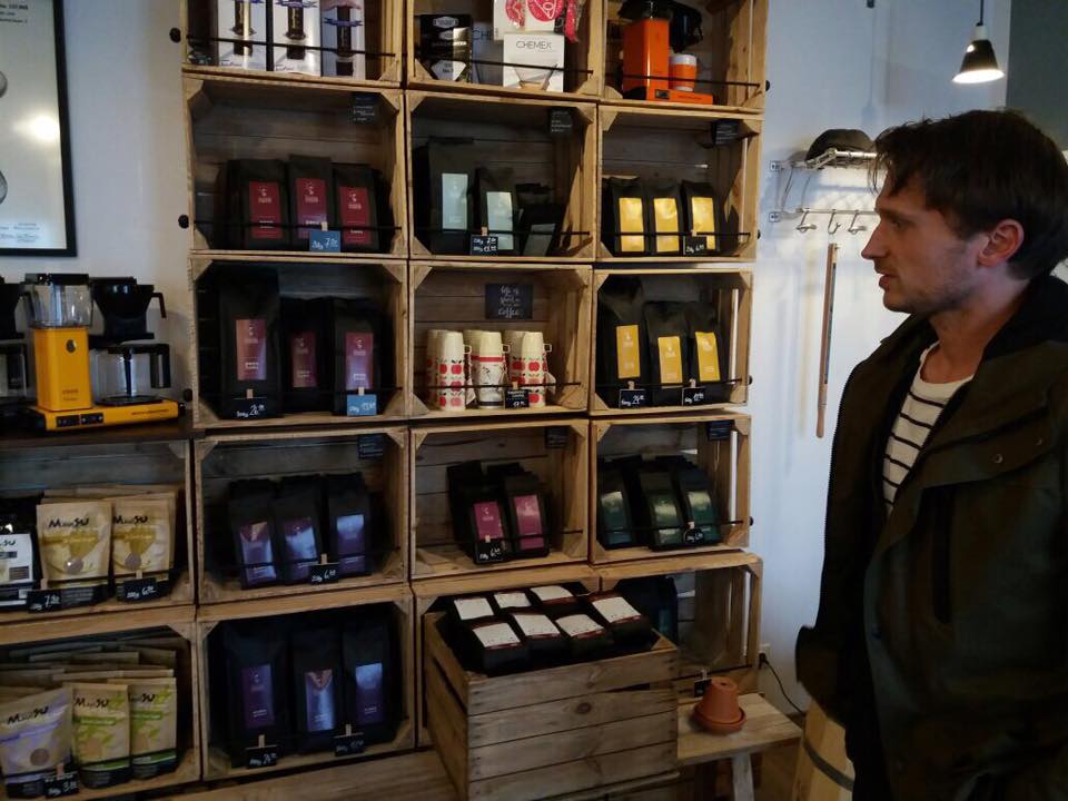 GenioRoasters's tweet photo. EU2017 Mission 2: #NeilMaree must travel by train to Gscheid.HAFERL Kaffeerösterei #Munich to make improvements to Matthias Wutz's #Genio15 https://t.co/s45j9IXmYI