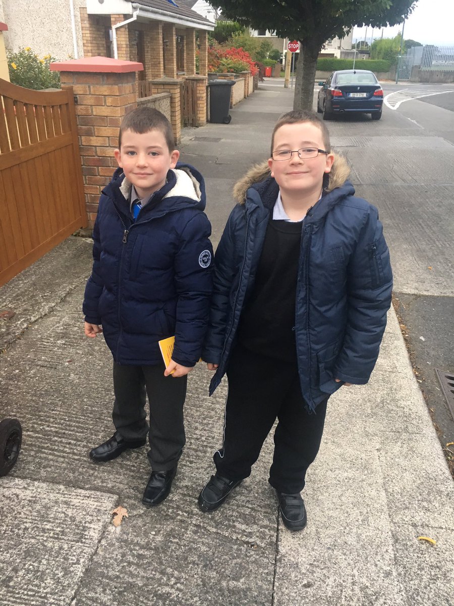 SomersPamela's tweet photo. @shbnsd11 Jamie and max Somers #walkonwednesday #brothers #1stclass #2class https://t.co/Tb7nezzfQE