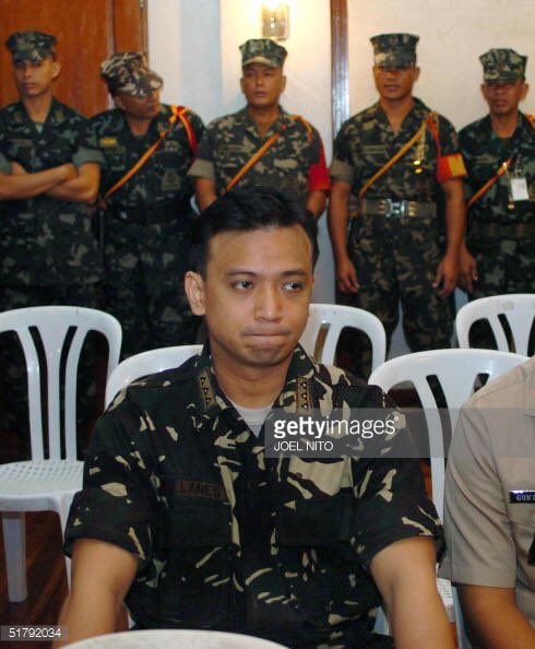 xyzprobe's tweet photo. @gmanews And so are your faces!!! 

#DeplorableTrililing #DeLimaw https://t.co/b1dXThrLpK