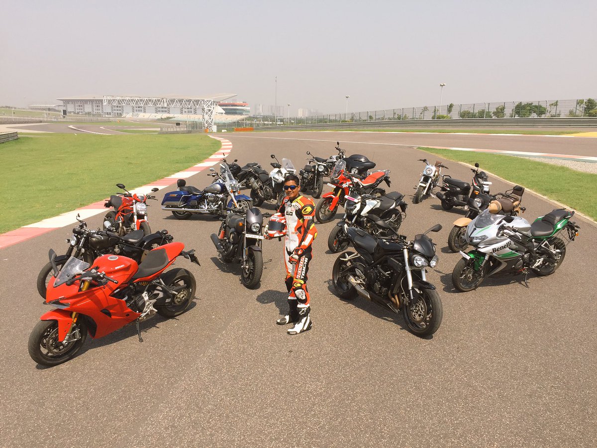 autox's tweet photo. .@69Sarath ensuring that all the bikes get a good workout #AnniversaryIssue https://t.co/mmtt1cNwpA