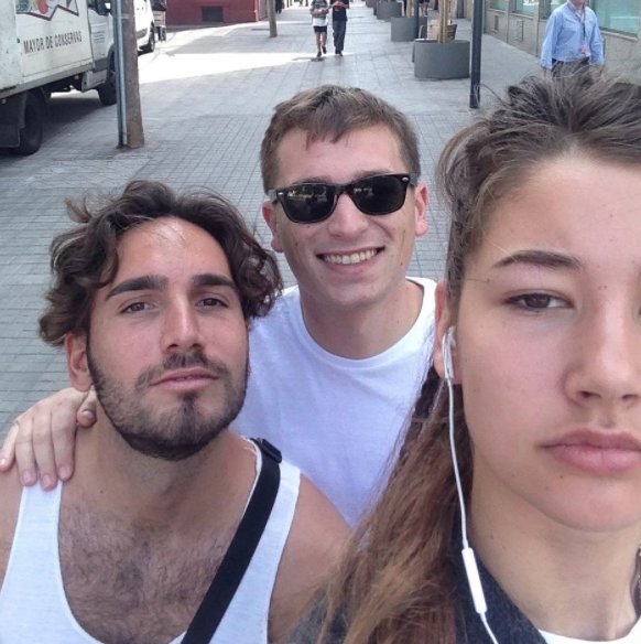 Sur Instagram, « Dearcatcallers » affiche les harceleurs de rue. Repérage de relous sur les réseaux bit.ly/2wxiFIG