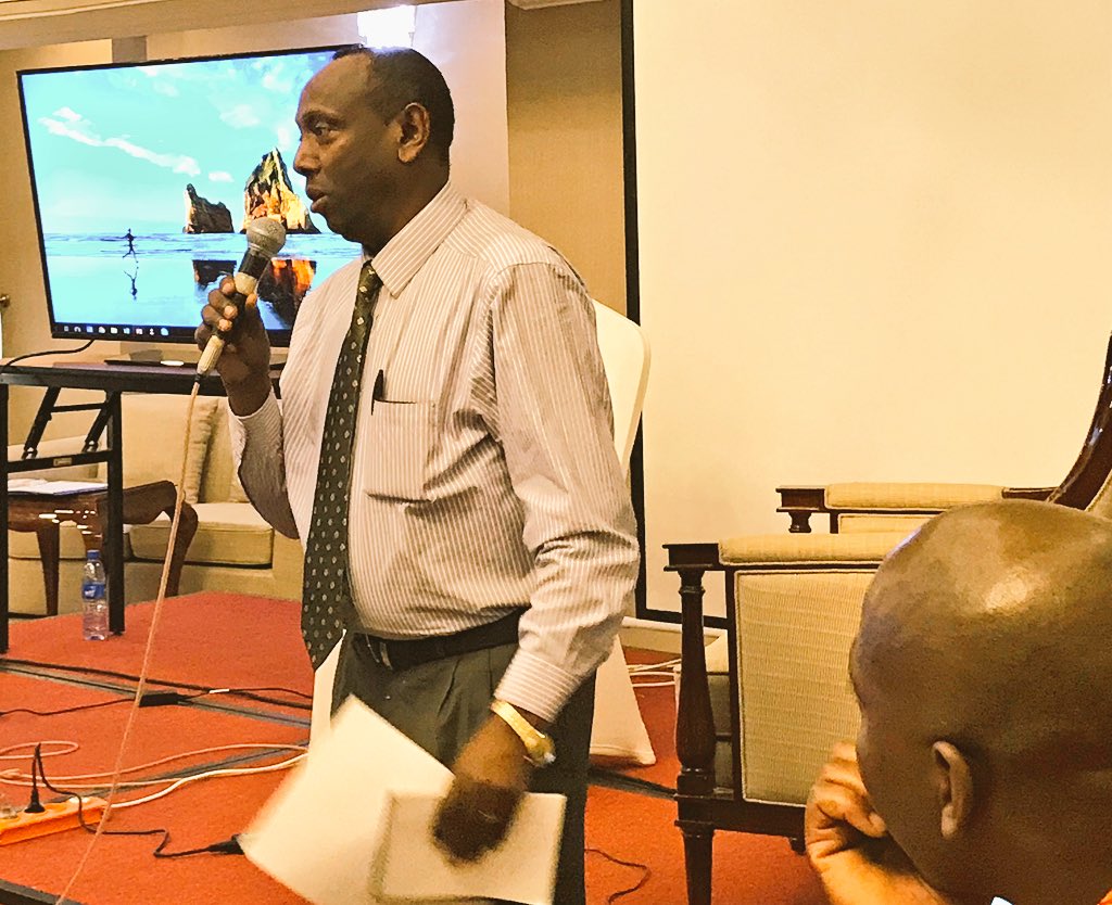 gorioem's tweet image. #disrupt #fashionomics #MrKejele presenting @E4Impact #MBA #entrepreneurship @#stMary #univ #addis in collab @Unicatt @ItaliAfrica