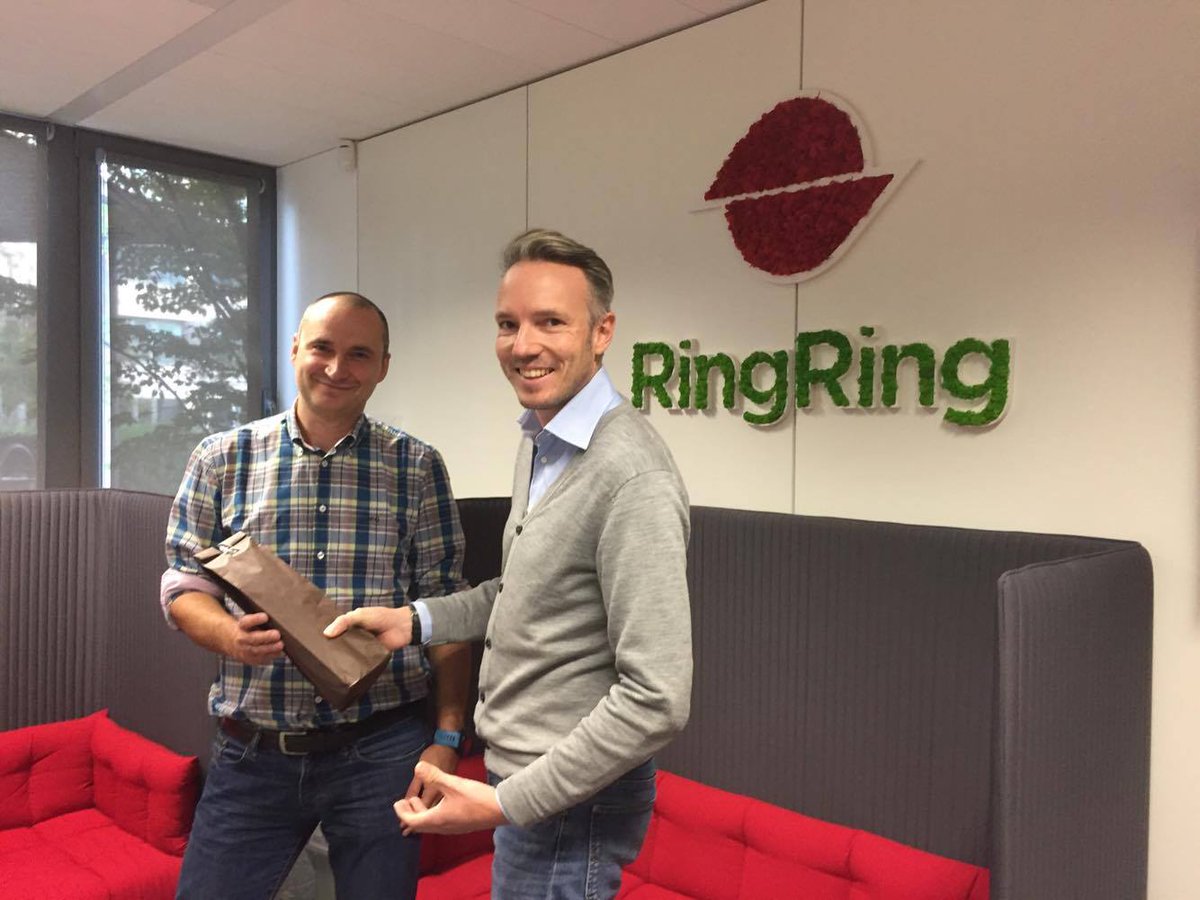 Outsource_be's tweet photo. It's time to celebrate 🍾 de website van @RingRing_be staat online, met nadruk op conversie. Check it out: https://t.co/tyavIh6YbR #outcomms https://t.co/H6NgEOsSUG