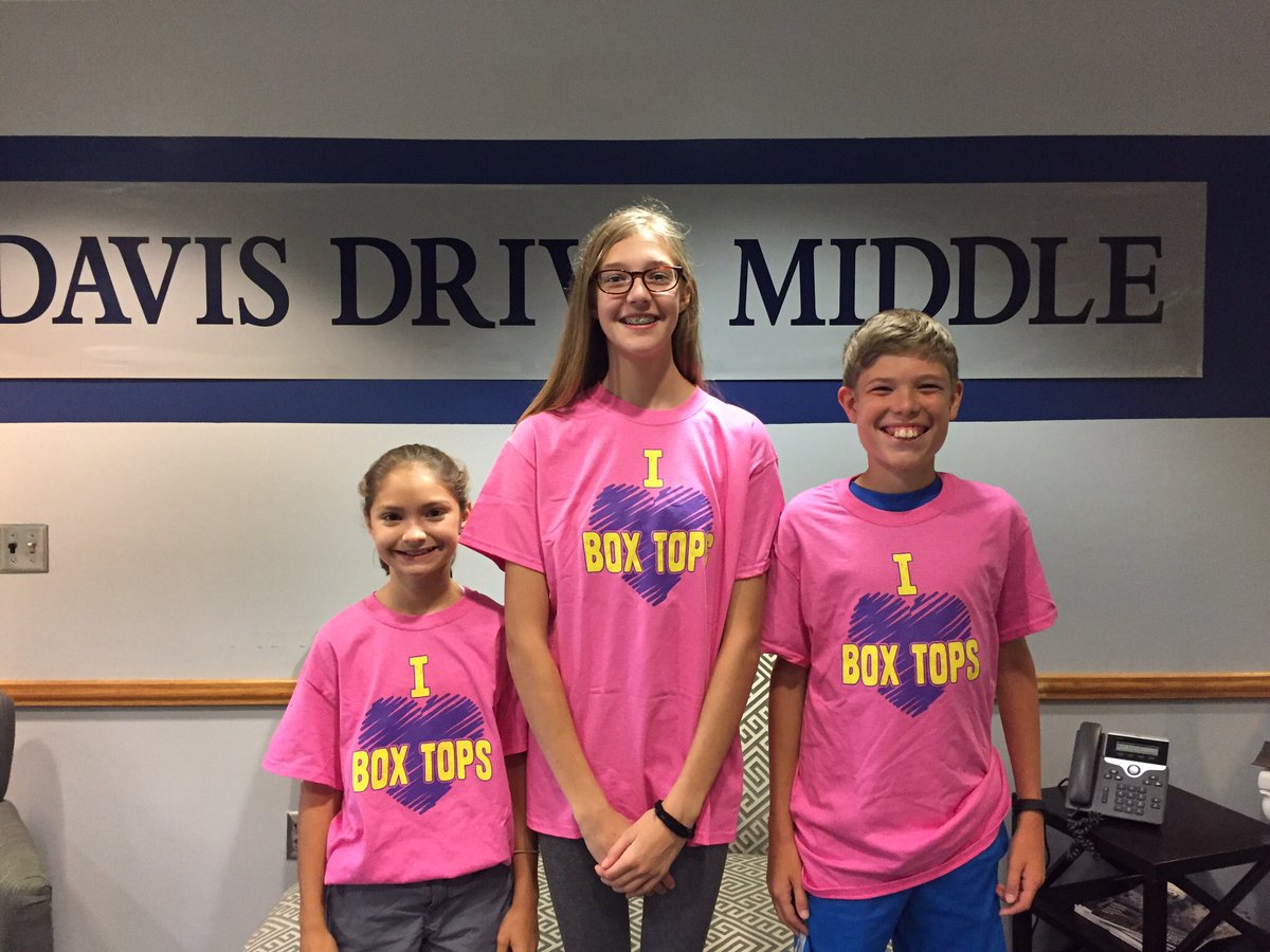 KandieAol's tweet photo. Congratulations to these 3 students.  Our top box top collectors!!  #ddmsbuzz #everyclipcounts https://t.co/pRU1EkIum4