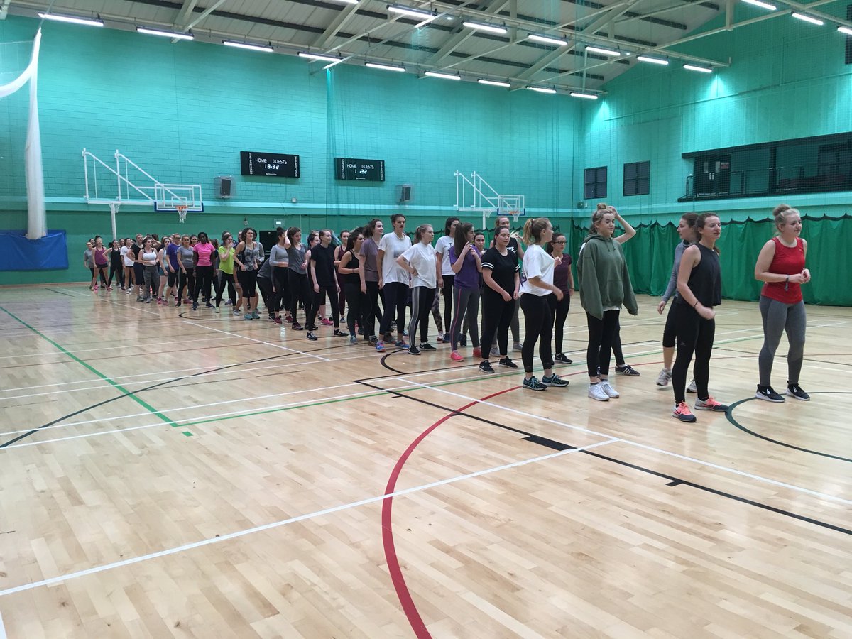 1621 Netball tweet media