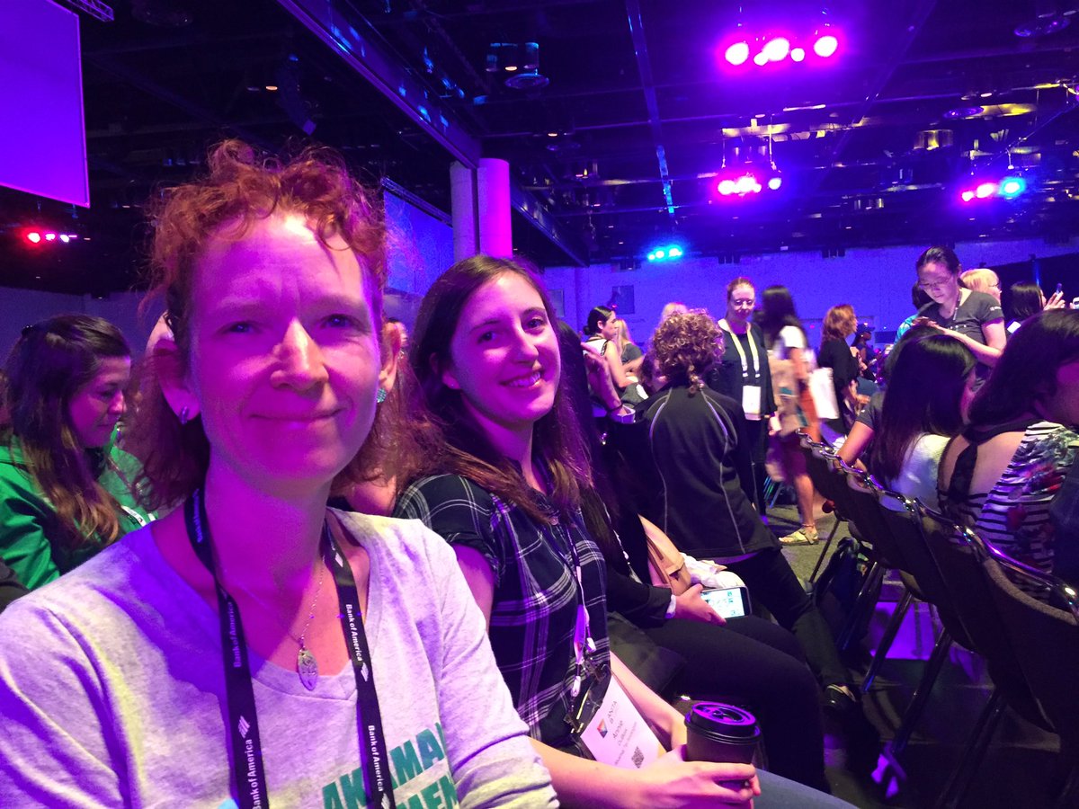 BorowskyLiz's tweet photo. #GHC17 #ILookLikeAnEngineer https://t.co/OvYUzOJSZa