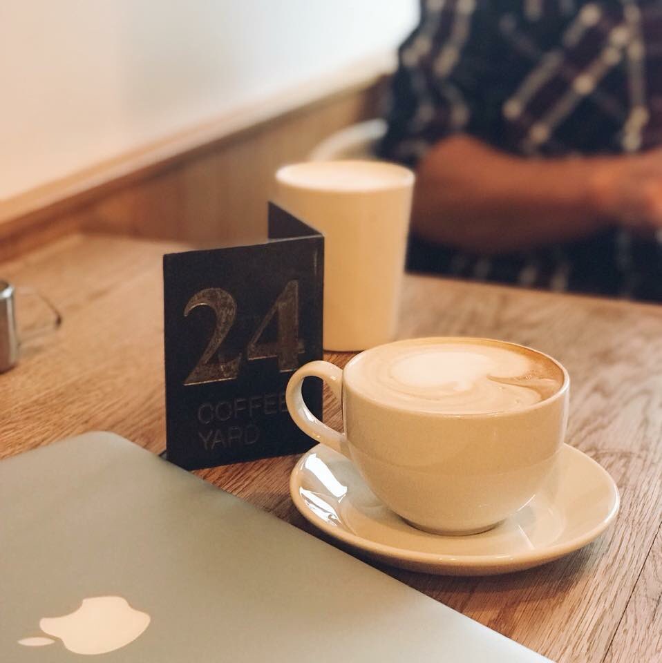 ChloeJHawthorn's tweet photo. Do I spend my life guzzling coffee? Yes I do. And, I love @CoffeeYard in Holywood 👌🏼☕️😍 https://t.co/lTUx1ahTGx