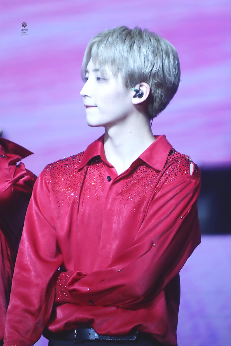 AURORAL_GLOW's tweet photo. 정한 생일축하해요❤️
#윤정한_생일_인상적이네 #Jeonghan1004Day #윤정한 #정한  @pledis_17 https://t.co/MzCFUkQaVE