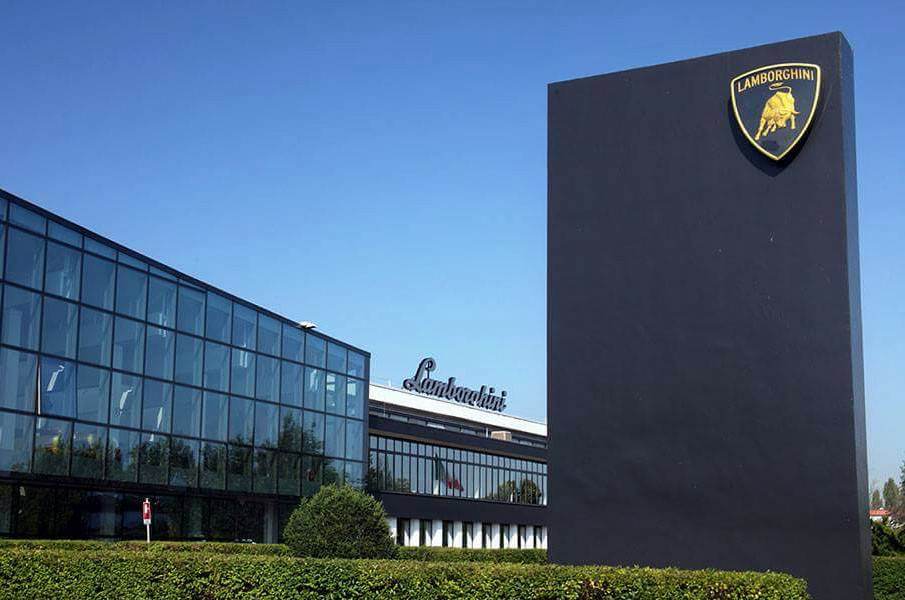 EptaProjects's tweet photo. September and October are two busy months in @EptaProjects!
Yesterday we were in @Lamborghini, introducing our Company with @RomaxTechnology https://t.co/OlbnYrldBo