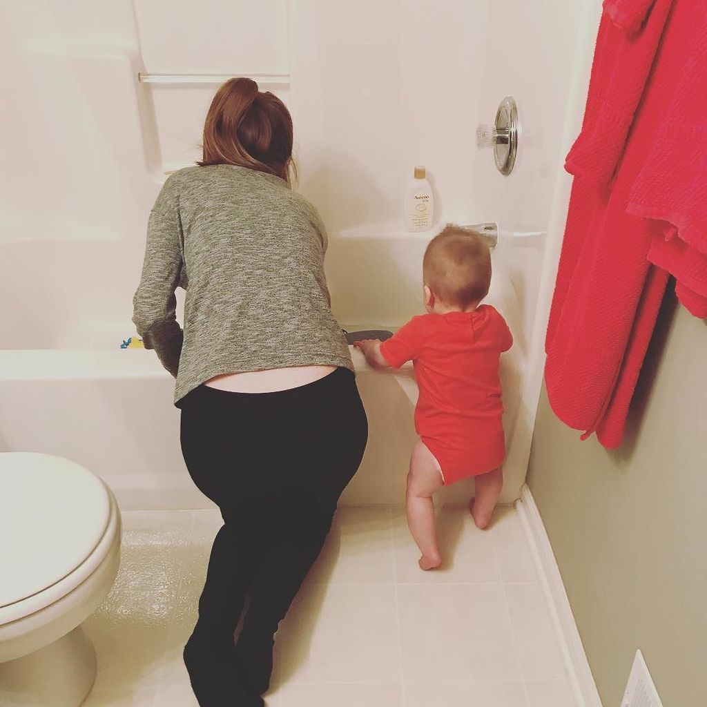Pastor_Zac's tweet photo. “Wutcha doin momma?” Grateful for mornings like this.... @cassieebush @craigdavidbush https://t.co/C74mVJGcYF https://t.co/Av8opEpk5W