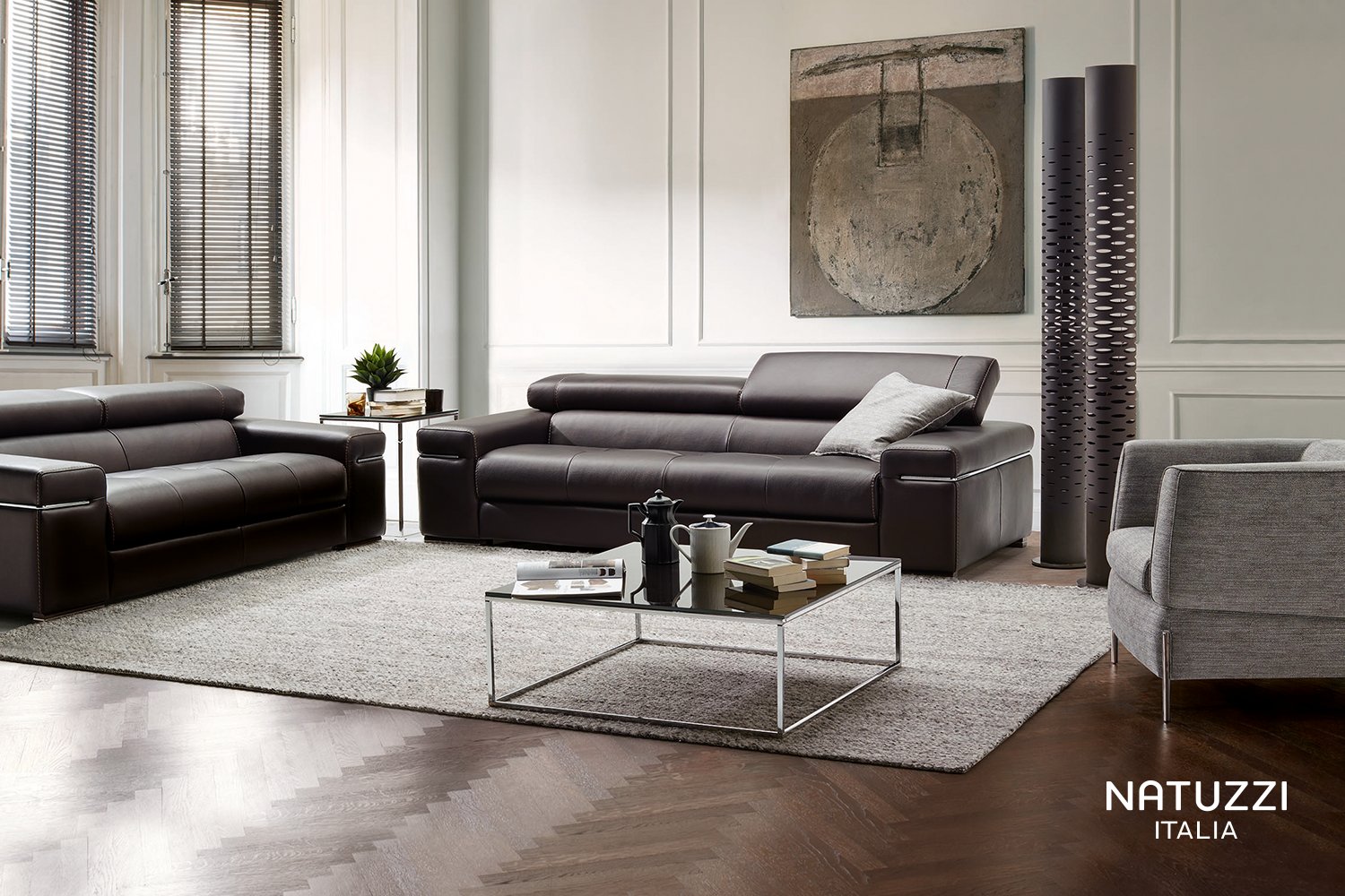 Natuzzi on X