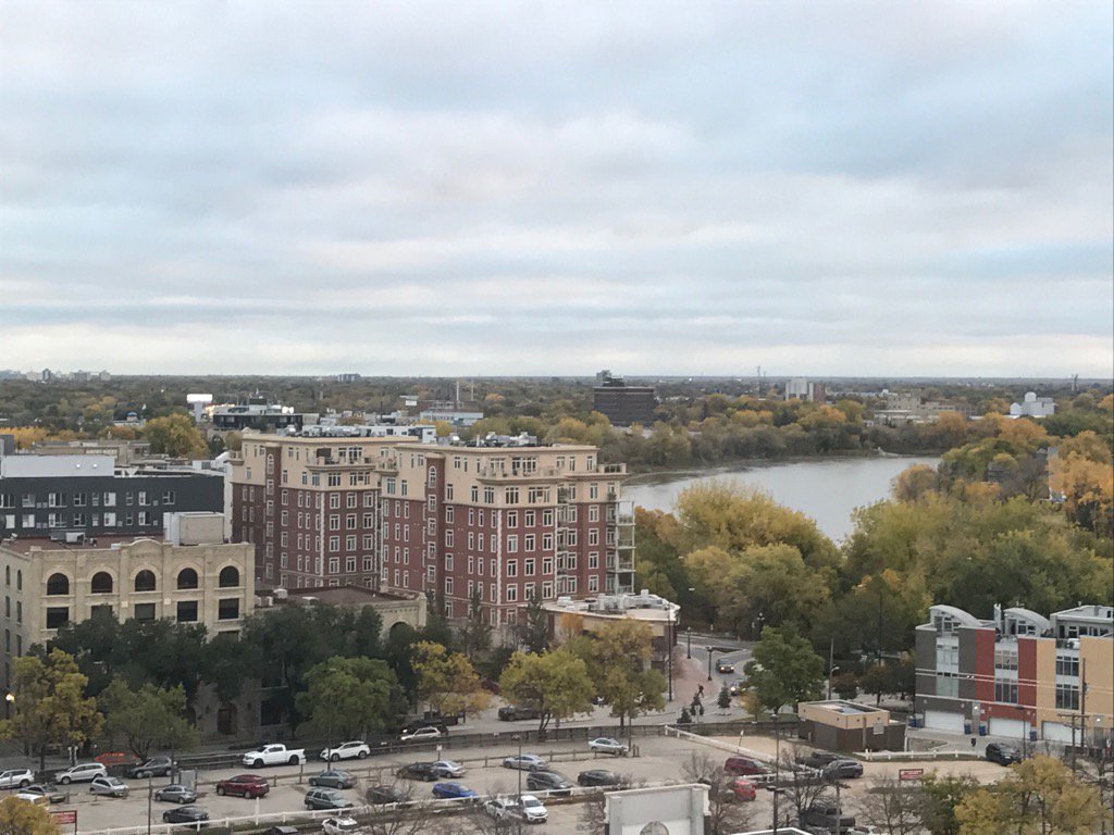 DLS7Cf-W4AISmXp.jpg:orig