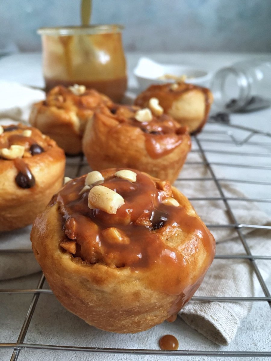 mintandohlala's tweet photo. Chocolate Caramel Buns with Peanuts https://t.co/J6GzlHafFd https://t.co/loSyh3NOy2