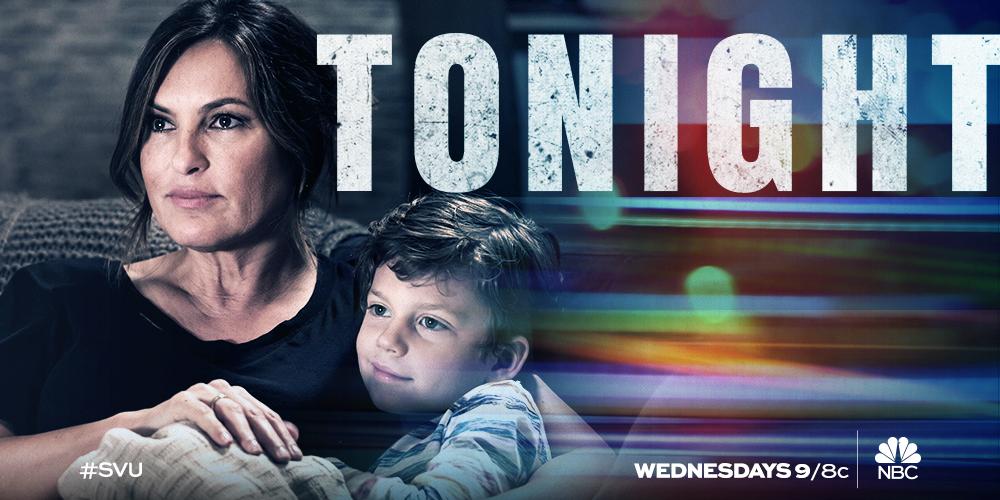 lawandordertv's tweet photo. Everyone on the couch. #SVU https://t.co/rlFLwJRTMp