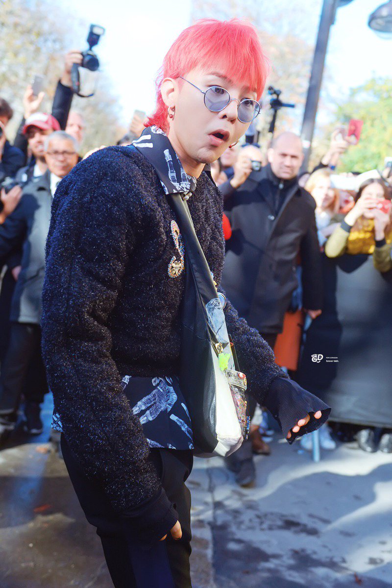 nrliajie's tweet photo. he is super duper cute ππ
#gdstan #gdforlyfe https://t.co/SMHEXjOIPx