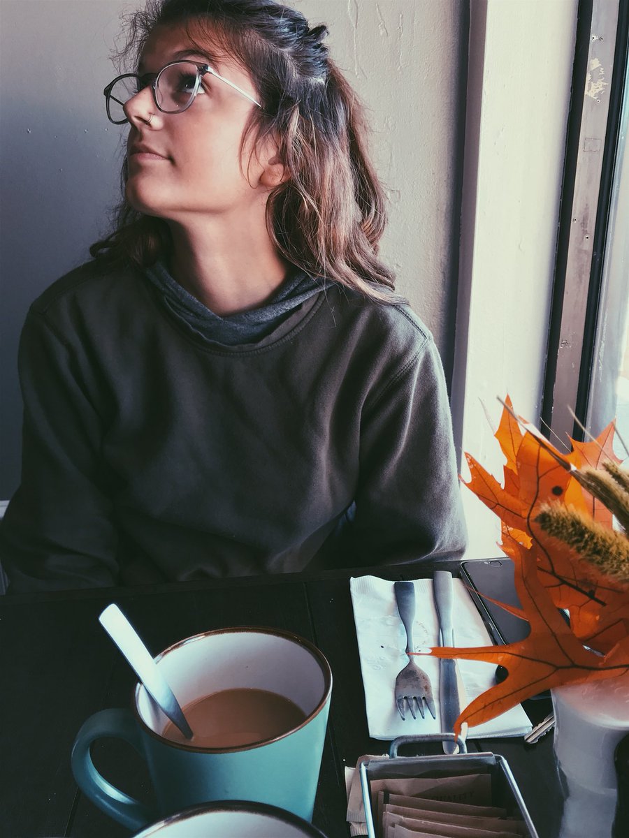 caseygoic's tweet photo. Why is my best friend so pretty https://t.co/CCSLDQ1nWZ