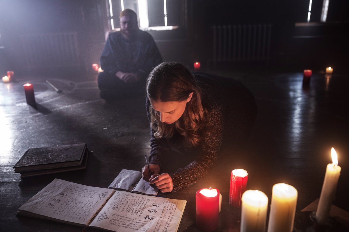 The witching hour is upon us. A DARK SONG is now on <a href="/netflix/">netflix⁷</a> in the US.