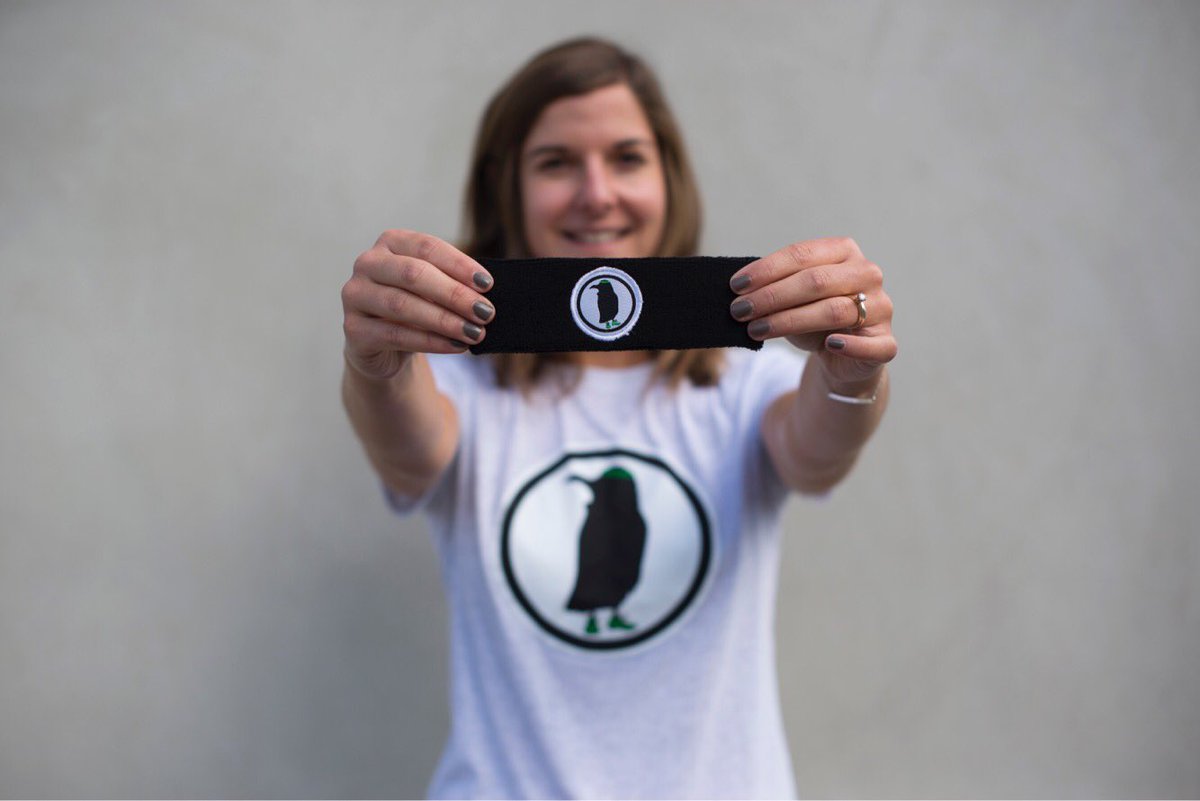 rookcoffee's tweet photo. The Rook Run (and walk) is 10/8! Online Reg ends today at 4pm. All proceeds benefit @TheValerieFund_. Register at: https://t.co/mTS9v65Nla https://t.co/k9V6ihXqGV