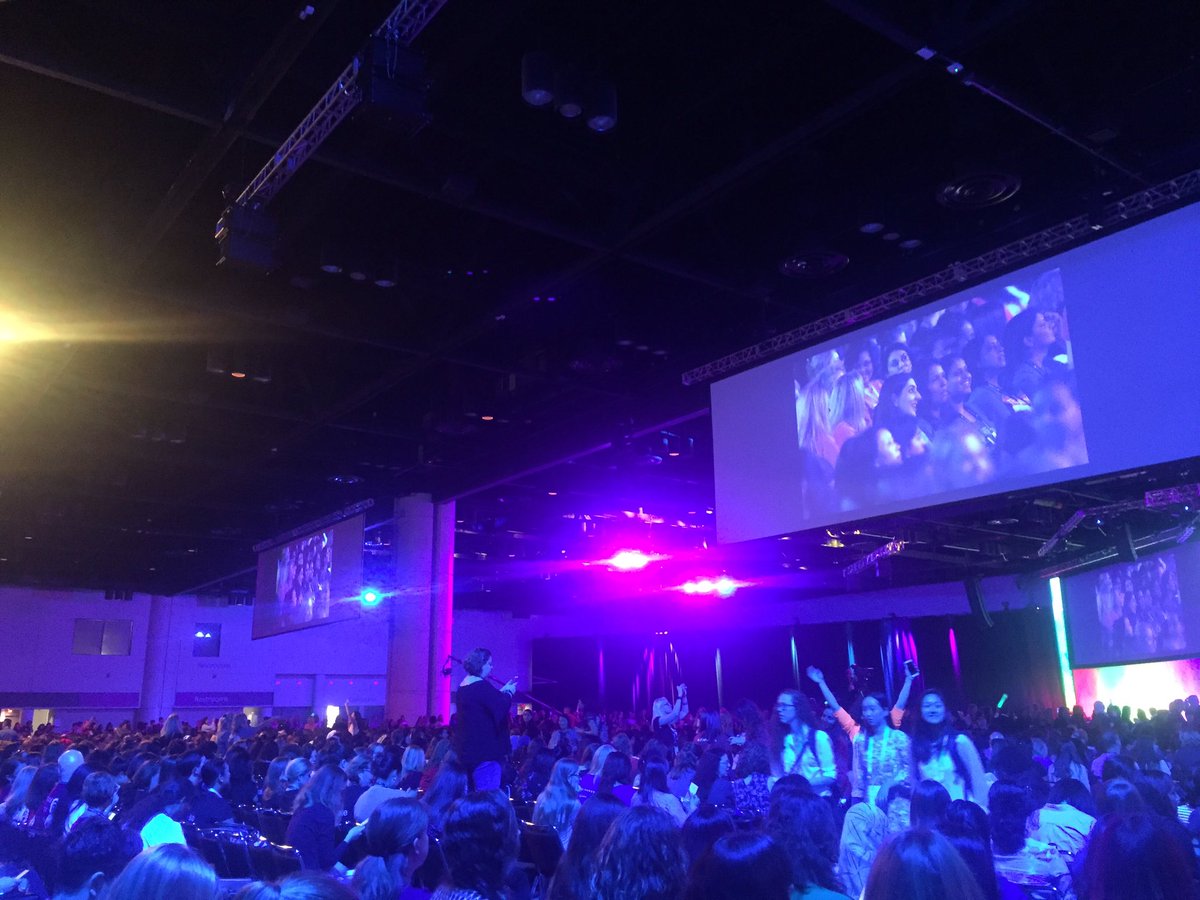 renciso's tweet photo. At #GHC17 waiting for the keynotes! https://t.co/ZUAewQLNFx