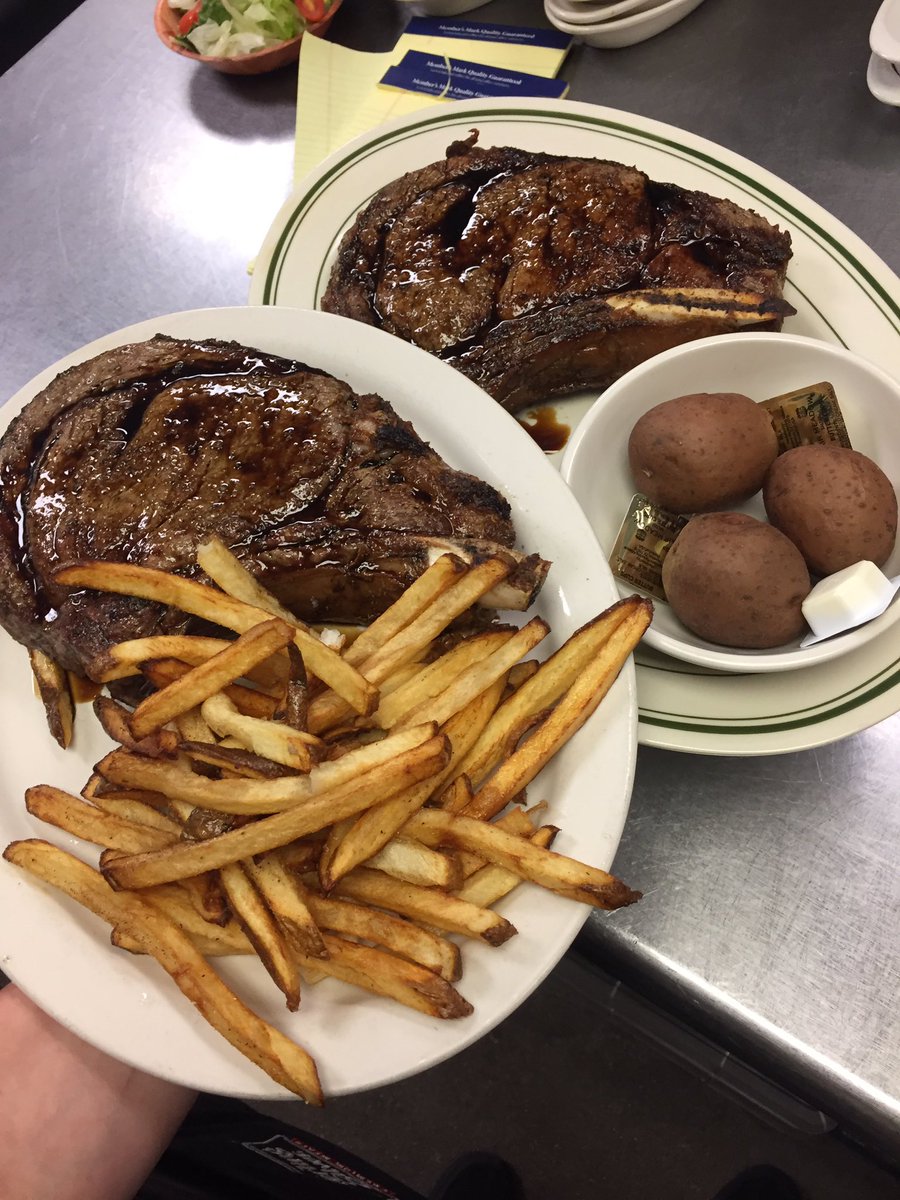 DoesEatPlaceBR's tweet photo. If you'd eaten with us last night, you'd probably be enjoying steak and eggs this morning. #MeatMeAtDoes https://t.co/GhxBvr3dgy