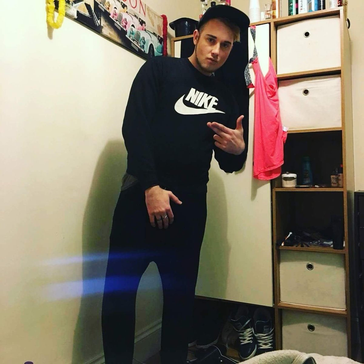 Reece20111's tweet photo. Gay lad 26 worcester. Lets see if you can work the gay sence #dapper29onsnap @dapperlaughs https://t.co/Kykx1X9Nzq