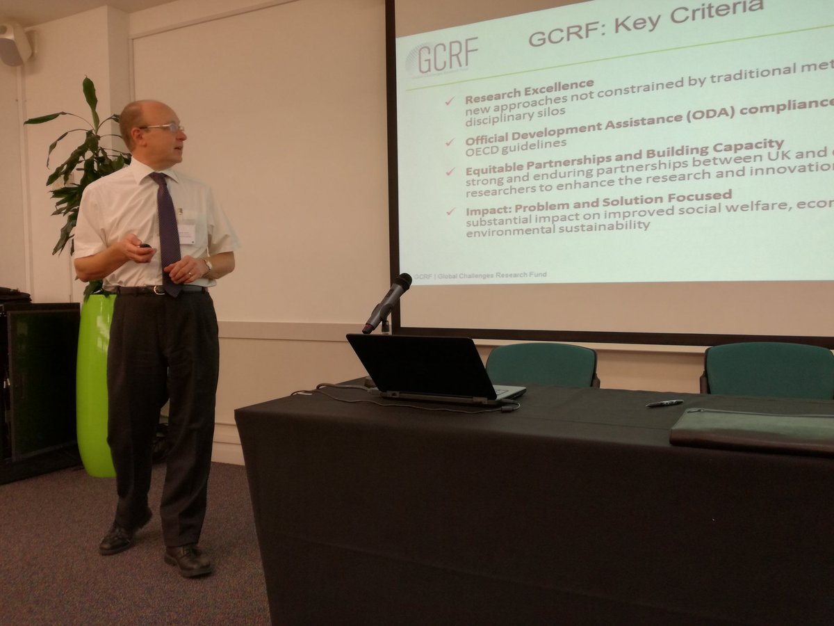 martalezze's tweet photo. @UUKIntl #IRDN meeting has started w/ @mclaydonsmith #GCRF session https://t.co/9xeq218rDi