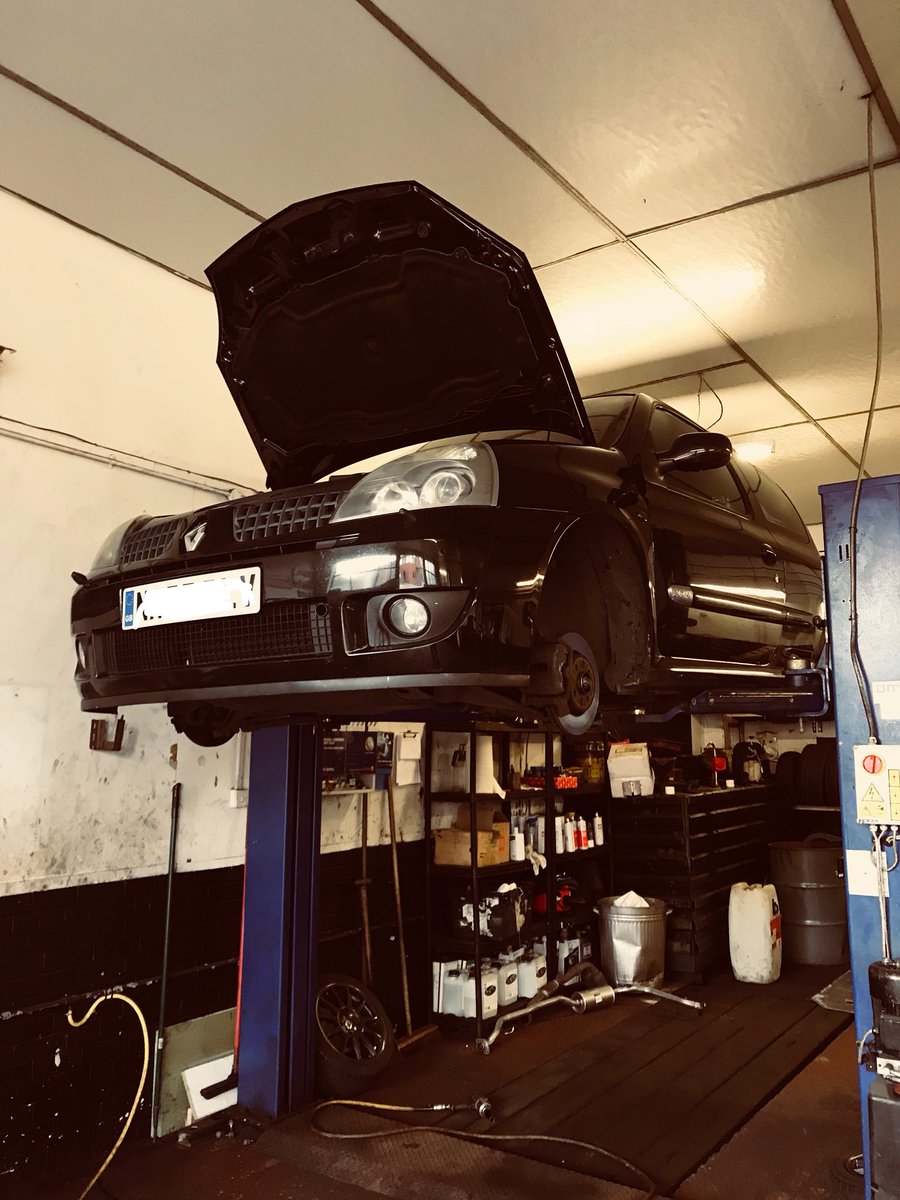 RenaultLeeds's tweet image. Renault Clio Sport in for suspension upgrade
#RenaultSport #RenaultSpecialist #Leeds