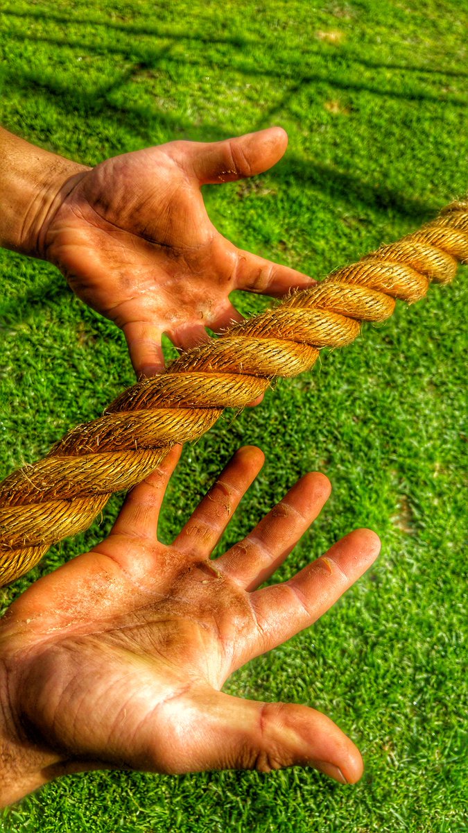 RetireWithIzak's tweet photo. Diligent hands will rule,
But laziness ends in slave labor!
Proverbs 12:24
______________________
#proverbs
#TugOfWar 
#TugOfWatIsAWayOfLife https://t.co/LkLla9yyrM