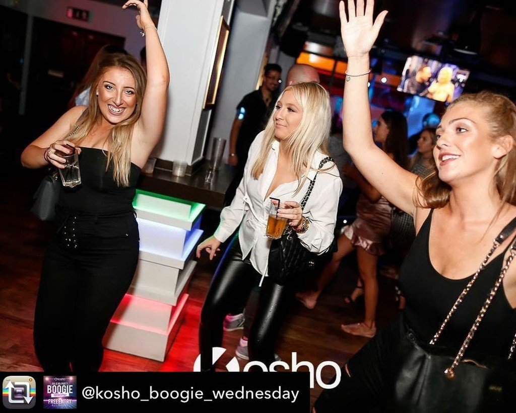 Repost from @kosho_boogie_wednesday using <a href="/RepostRegramApp/">Wendland Averil</a> - Wednesday blues with @koshobar #boggienights😗 
Free e… ift.tt/2kjy0uJ