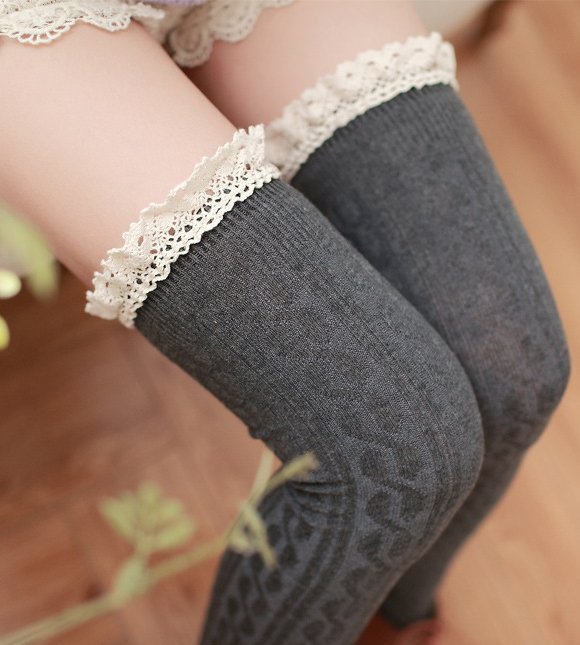 ClothesStop's tweet photo. More cute sexy above knee socks for you:) #socks #sexy #cute #abovekneesocks
https://t.co/jTYOymhO8W https://t.co/Ur9XxMAP1L