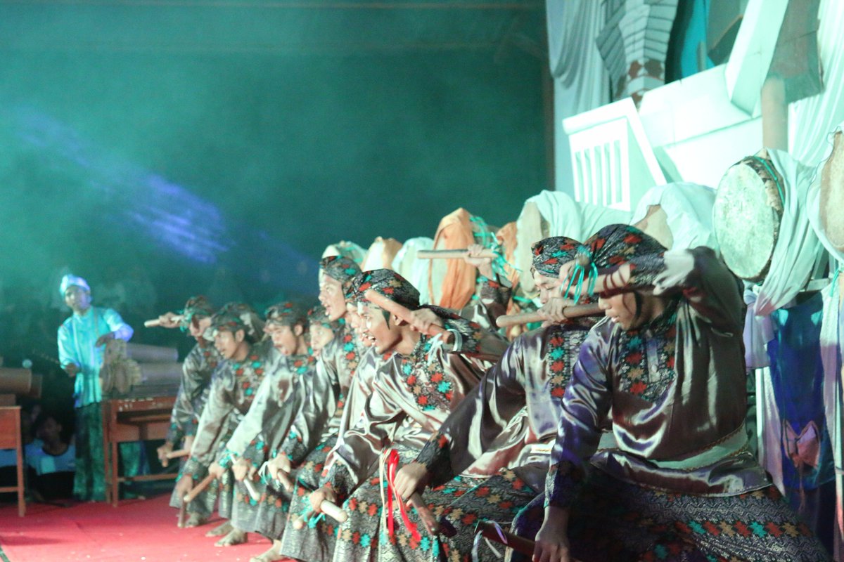 zhrnassy's tweet photo. Terimakasih karena sudah menjadi penerus yang membanggakan..! #lasentri2017 #assaadah #diamondgeneration2012 #rampakbedug https://t.co/KIvNV72F31