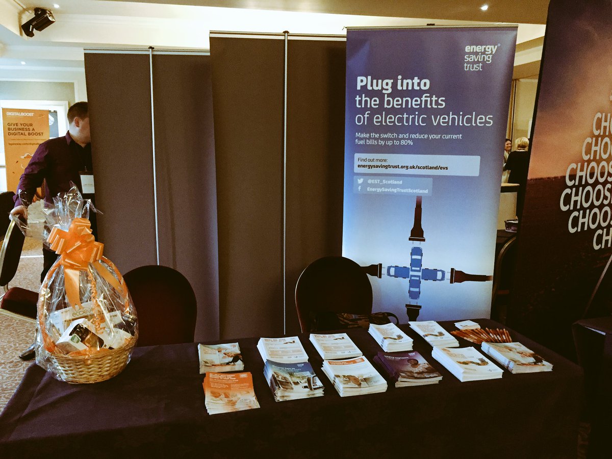 Lots to talk about with <a href="/EST_Scotland/">Tiệm hoa Nắng - Dịch vụ hoa tươi</a> #fbd2017