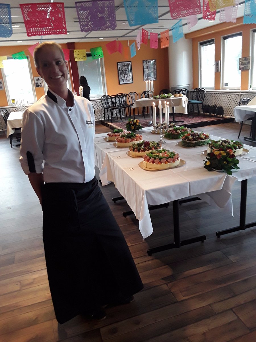 GodaMackan's tweet photo. Behöver du hjälp att fixa ett event ring oss på 018-512650 så hjälper vi er.

#afterwork #minnesstund #godamackan #event #uppsala https://t.co/L2jI91D3QI