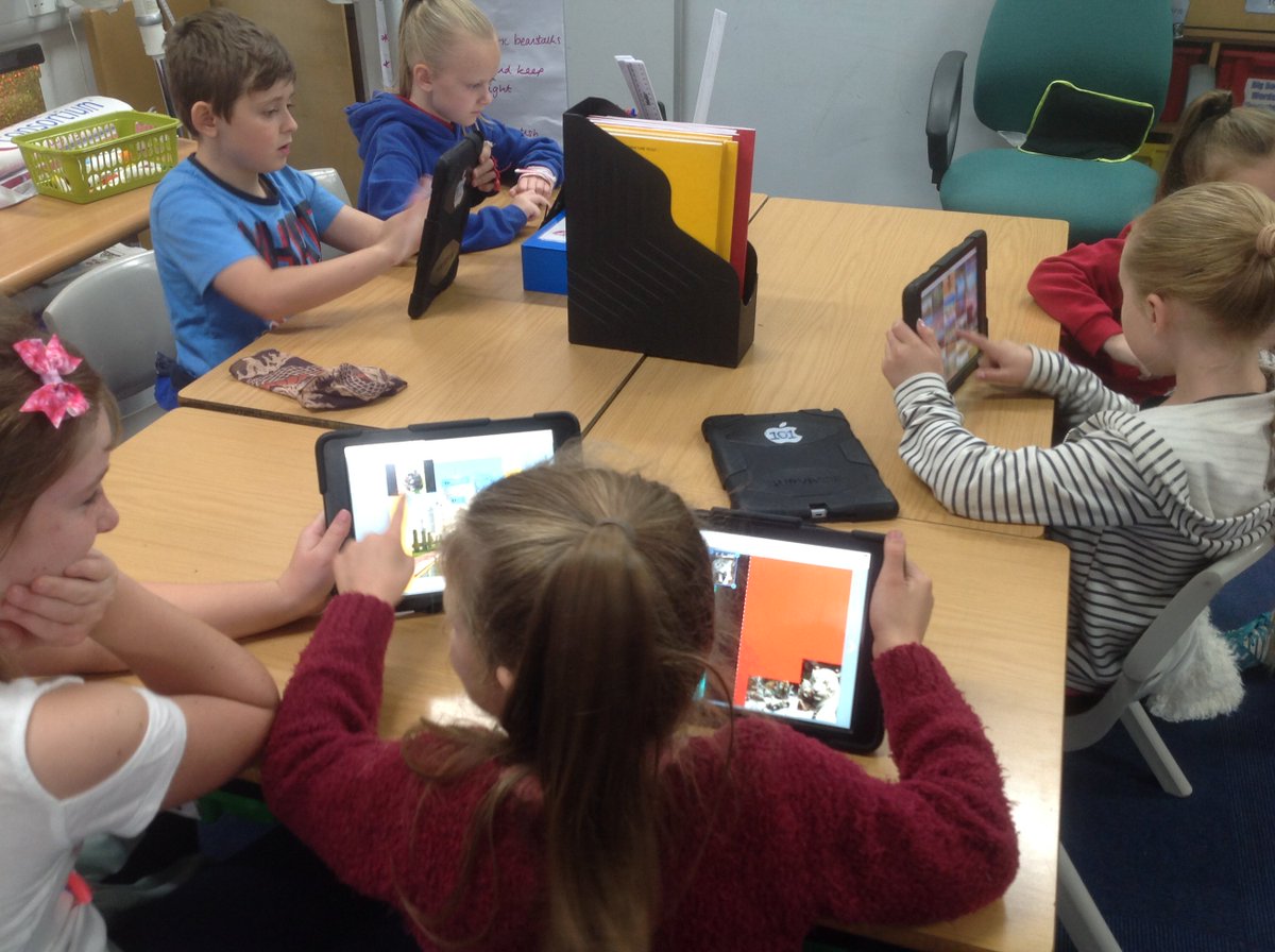 PDCSYr4's tweet photo. Year 4 are busy creating e-books on India using @BookCreatorApp and @PicCollage on the iPads. #DCF #DigitalCompetency #MultiApping @HwbNews https://t.co/ZGjjUbSnxo