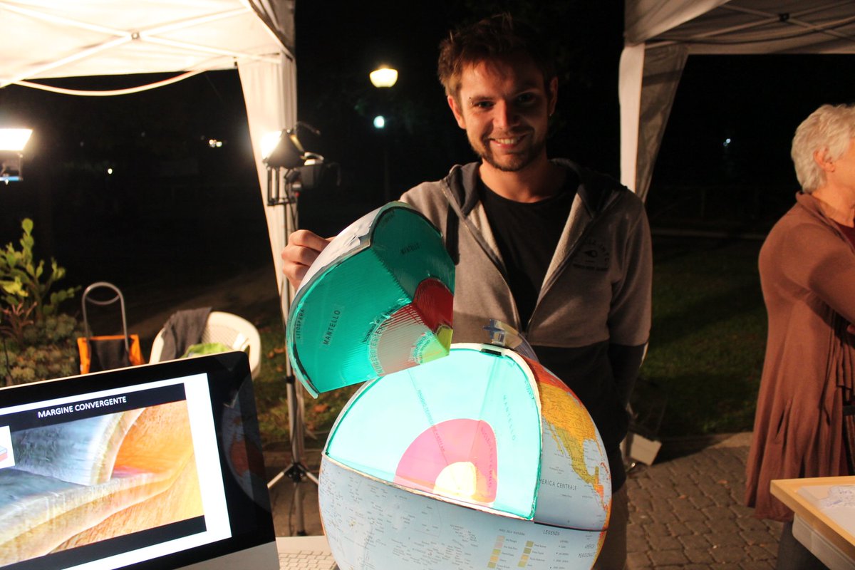 SUBITOP_ETN's tweet photo. #SUBITOP #Outreach at #ERN17
SUBITOP's Arthur Briaud and @EVPLab_RomaTre where at the European Researchers Night 2017 @ University Roma Tre! https://t.co/tSWXa1woMk