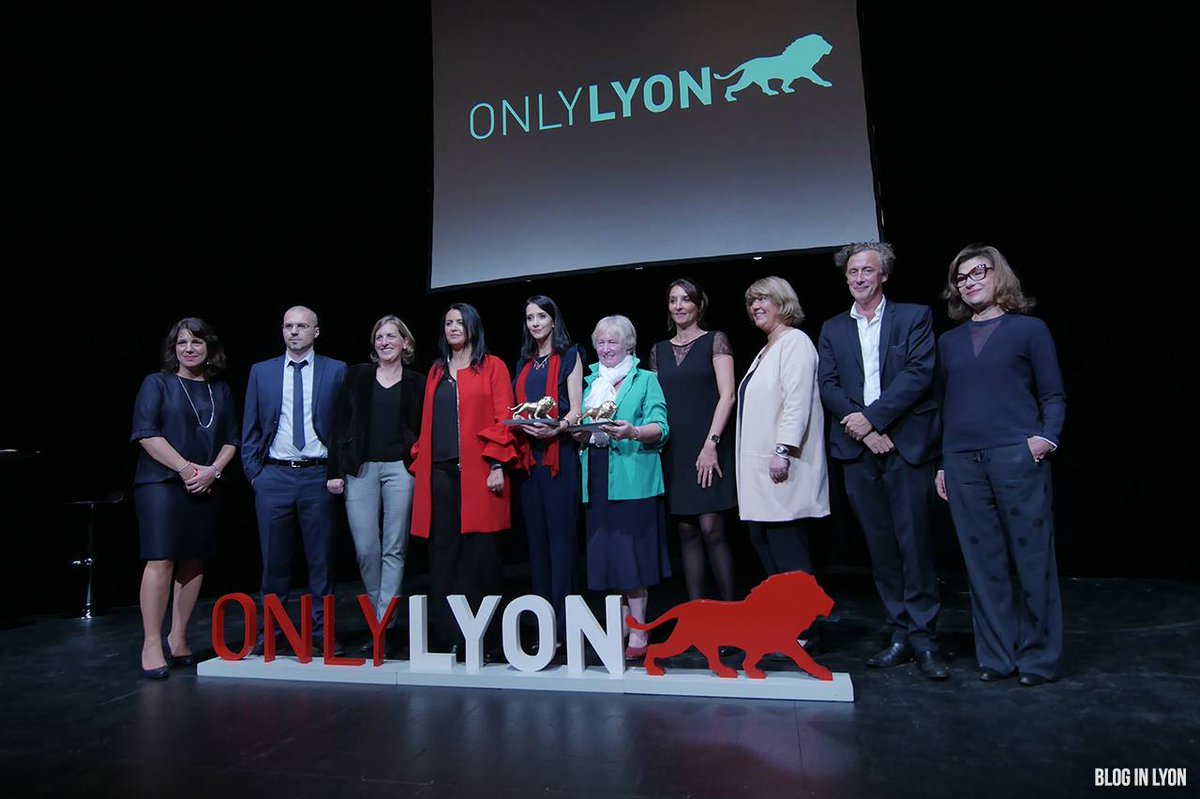 BlogInLyon's tweet image. Nous sommes honorés d'avoir reçu cet award ! Merci à @OnlyLyon et à toutes les personnes qui ont voté pour notre projet. #Lyon #Onlylyon #10ans
