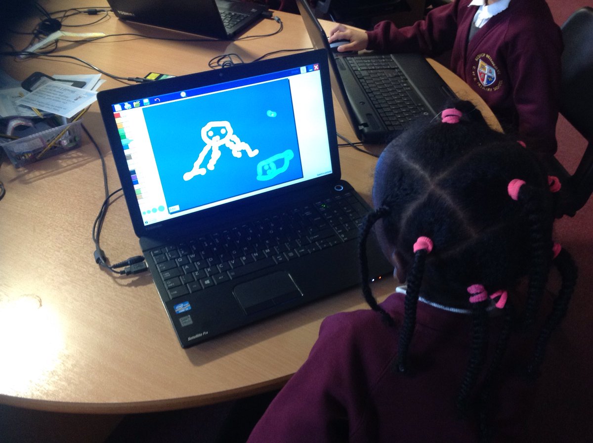 BishopBridgeman's tweet photo. Hector is helping year 1 understand what information about us makes us unique and should be kept a secret! https://t.co/kBQPkAOCAo