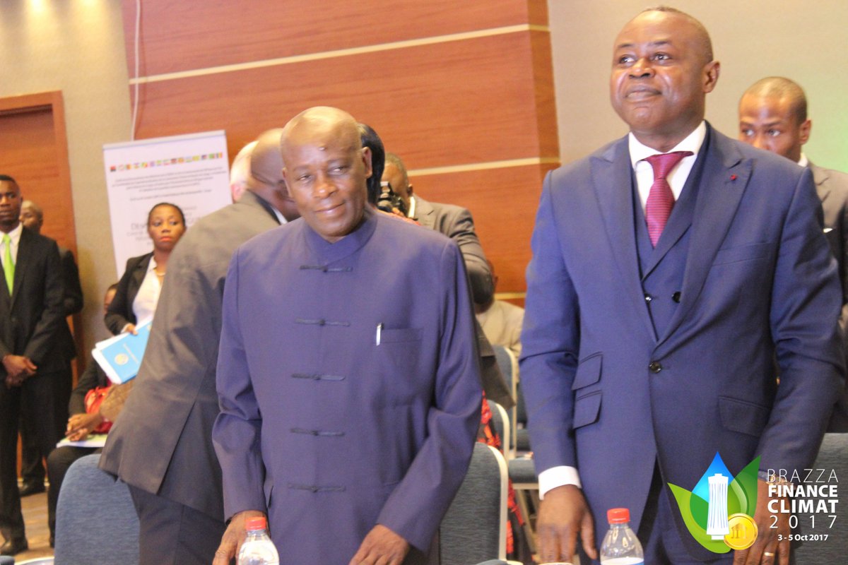 EnvDDBC_GouvCg's tweet photo. 1er Jour de la conférence #BRAZZAFINANCECLIMAT2017
Mardi 3 octobre 2017 au Radisson Blu à Brazzaville.
Photos : Karesse-DIGIPAFRIQUE/RECEIAC https://t.co/pfzmDG1KNa