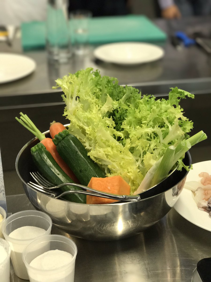 kitchentrouble's tweet photo. Arrivate in cucina per cucinare insieme a @grohe #piùgustocongrohebluehome
#grohebluehome
#grohe
@grohe_global
@scuolalci
@lacucinaitaliana https://t.co/lhGRkO7yEj