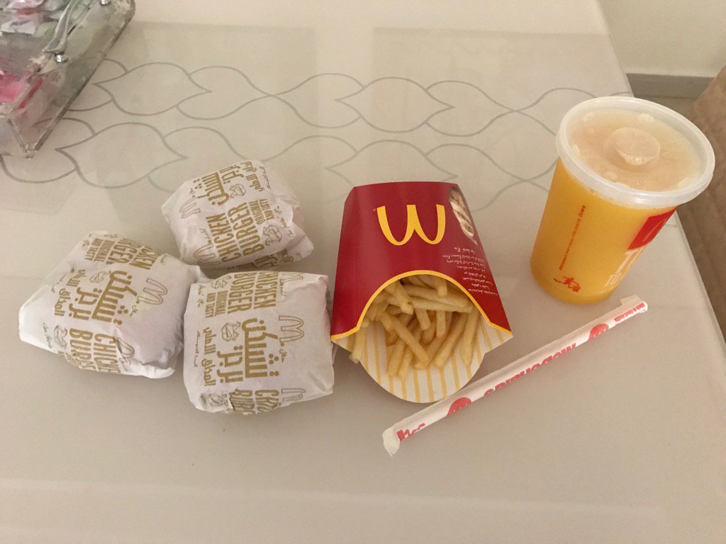 OGAliGives's tweet photo. Anyone wanna come over? (Btw this is all for myself XD) https://t.co/9Wcj5GxIfA